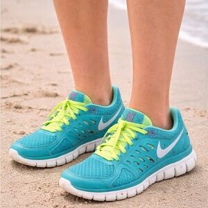 NIKE FLEX FITSOLE WOMENS SIZE 11 RUNNING SHOES